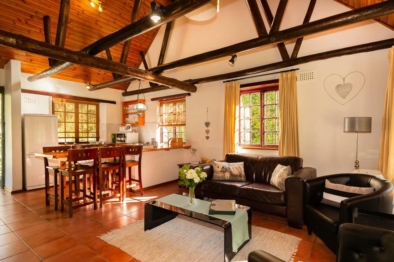 Houtkapperspoort Self Catering Cottages *