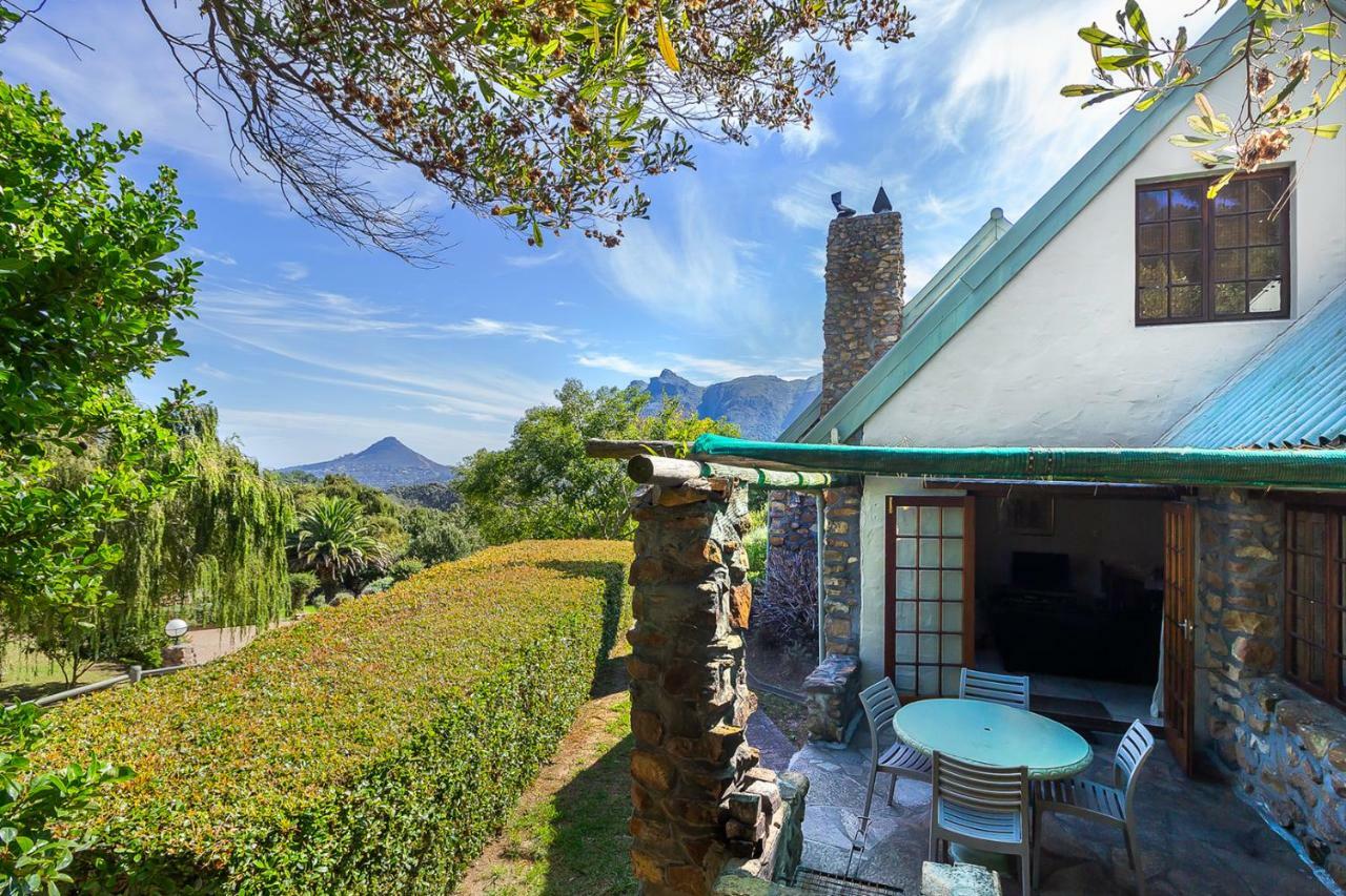 Houtkapperspoort Self Catering Cottages Apartment