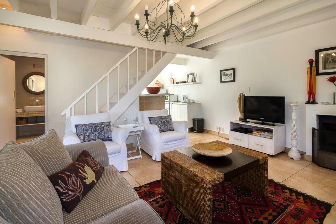 Houtkapperspoort Self Catering Cottages * Cape Town