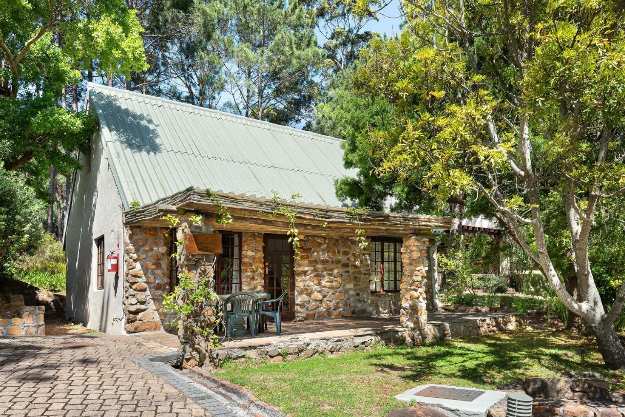 Houtkapperspoort Self Catering Cottages *
