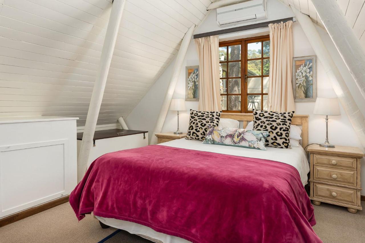 Houtkapperspoort Self Catering Cottages Cape Town